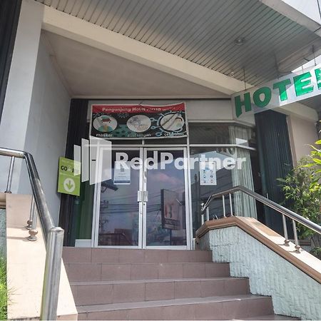 Akur Hotel Malioboro Mitra Reddoorz Yogyakarta Exterior photo